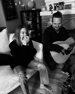 LeAnn Rimes feet photo thumbnail