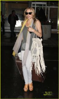 LeAnn Rimes feet photo thumbnail