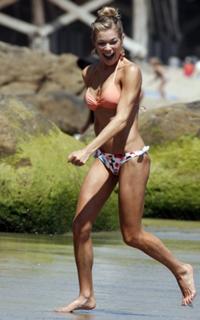 LeAnn Rimes feet photo thumbnail