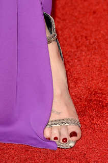 LeAnn Rimes feet photo thumbnail