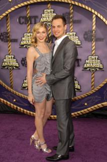 LeAnn Rimes feet photo thumbnail