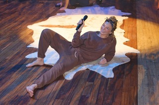 LeAnn Rimes feet photo thumbnail