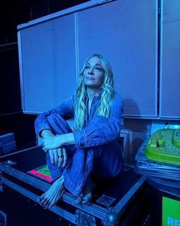 LeAnn Rimes feet photo thumbnail