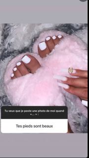 Lea Mary feet photo 17