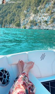 Lea Mary feet photo 10