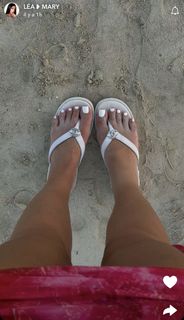Lea Mary feet photo 5