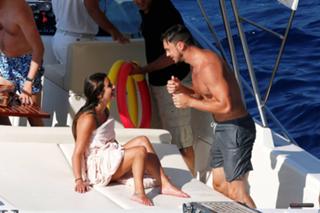 Lea Michele feet photo thumbnail