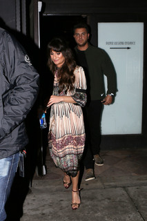 Lea Michele feet photo thumbnail