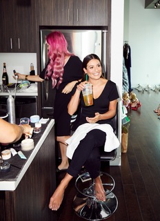 Lea Michele feet photo thumbnail