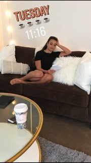 Lea Michele feet photo thumbnail