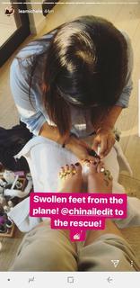 Lea Michele feet photo thumbnail