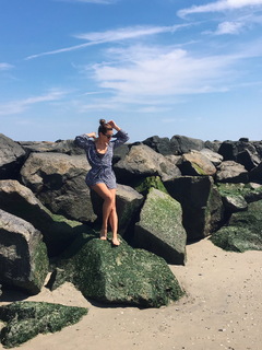Lea Michele feet photo thumbnail