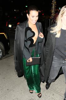 Lea Michele feet photo thumbnail