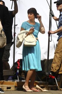 Lea Michele feet photo thumbnail