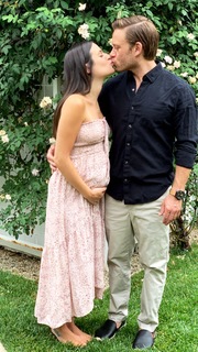 Lea Michele feet photo thumbnail