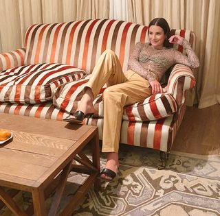 Lea Michele feet photo thumbnail