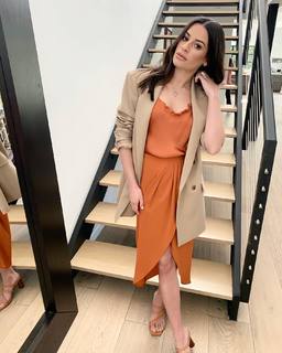 Lea Michele feet photo thumbnail