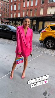 Lea Michele feet photo thumbnail