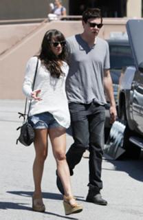 Lea Michele feet photo thumbnail