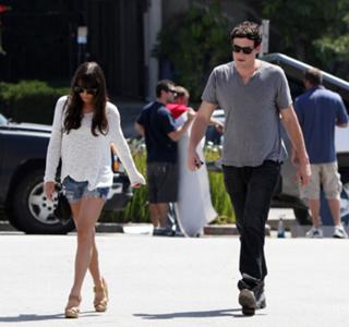 Lea Michele feet photo thumbnail