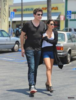 Lea Michele feet photo thumbnail