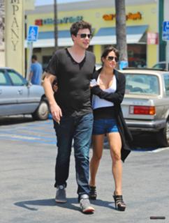 Lea Michele feet photo thumbnail