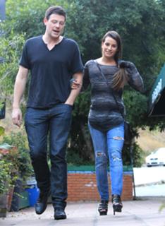 Lea Michele feet photo thumbnail
