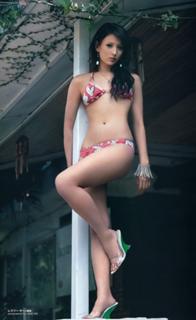 Leah Dizon feet photo 5