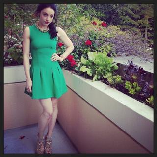 Leah Gibson feet photo 12