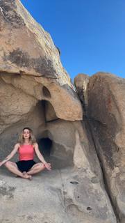 Leah Gibson feet photo 11