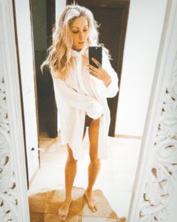 Leah Gibson feet photo 13