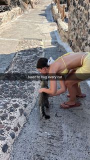 Leah Halton feet photo thumbnail