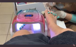 Leah Halton feet photo thumbnail