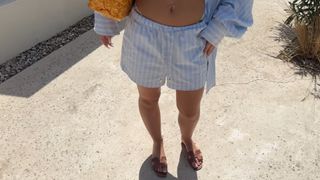 Leah Halton feet photo thumbnail