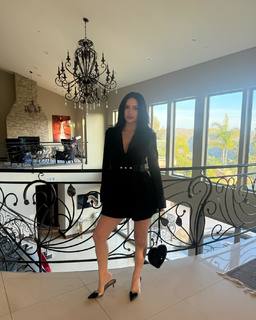 Leah Kateb feet photo 12