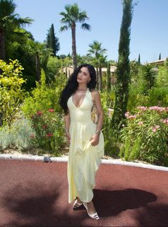 Leah Kateb feet photo 4