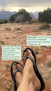 Leah Lewis feet photo 2