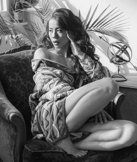 Leah Lewis feet photo 11