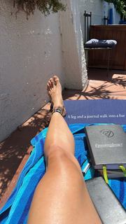 Leah Lewis feet photo 10