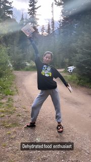 Leah Lewis feet photo 9