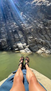 Leah Lewis feet photo 19
