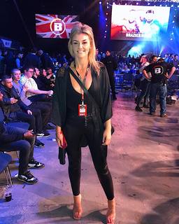 Leah McCourt feet photo 8