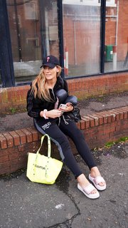 Leah McCourt feet photo 6