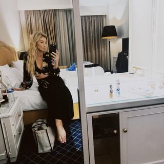 Leah McCourt feet photo 13
