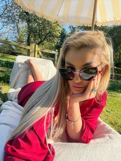 Leah McCourt feet photo 6