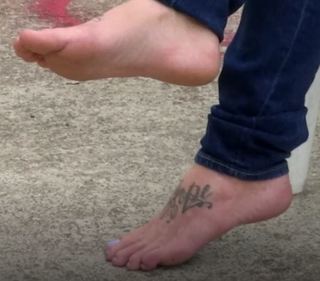 Leah Messer feet photo 2