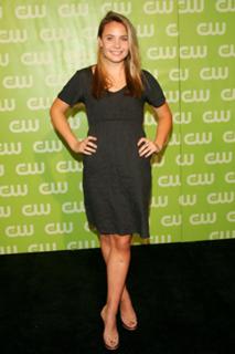 Leah Pipes feet photo 1