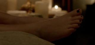 Leah Pipes feet photo 13