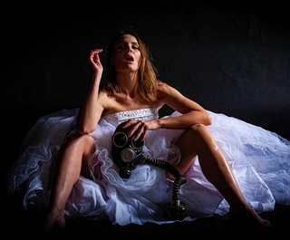 Leah Pipes feet photo 1