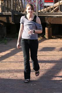 Leah Pipes feet photo 17